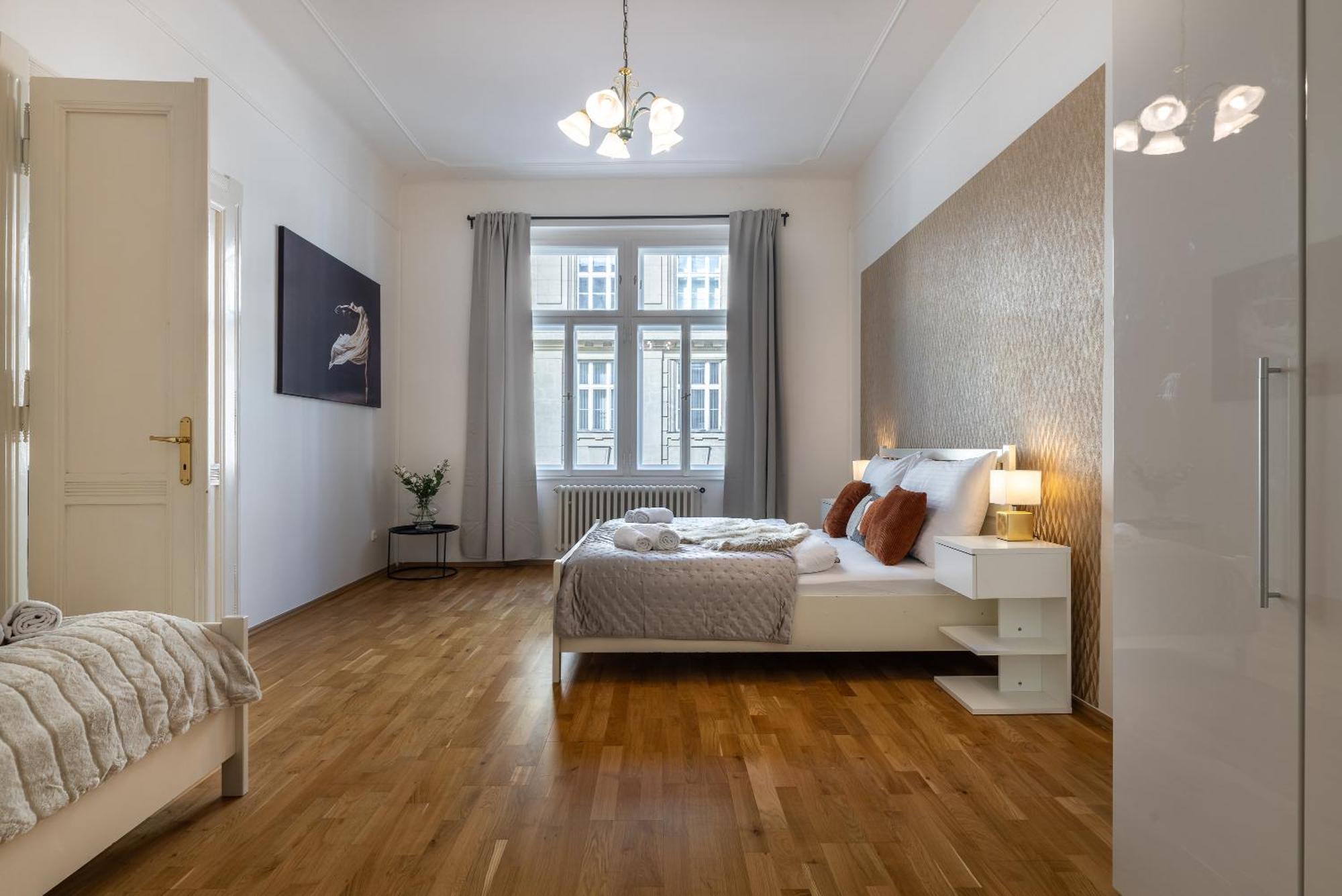 Spacious 2-bedroom In Old Town Appartamento Praga