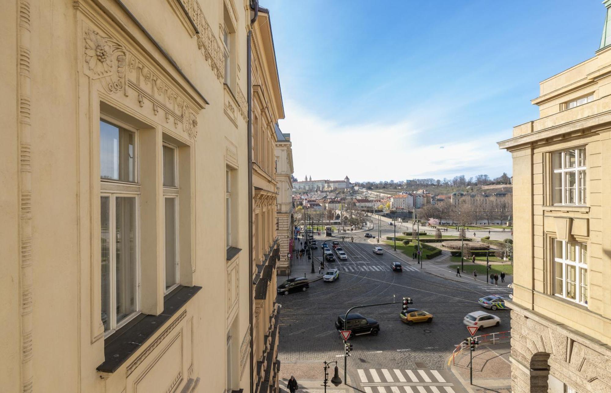 Appartamento Spacious 2-bedroom In Old Town Praga