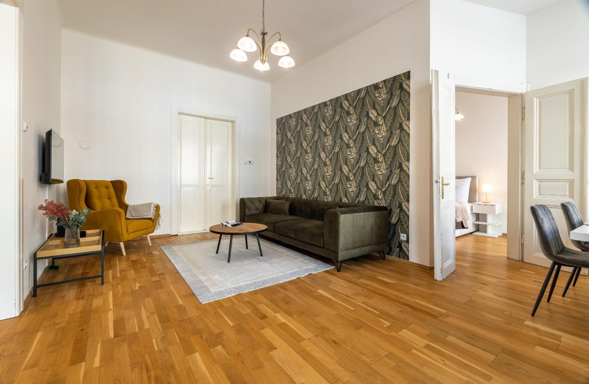 Spacious 2-bedroom In Old Town * Praga